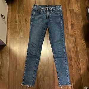 GAP denim 26 regular favorite jegging